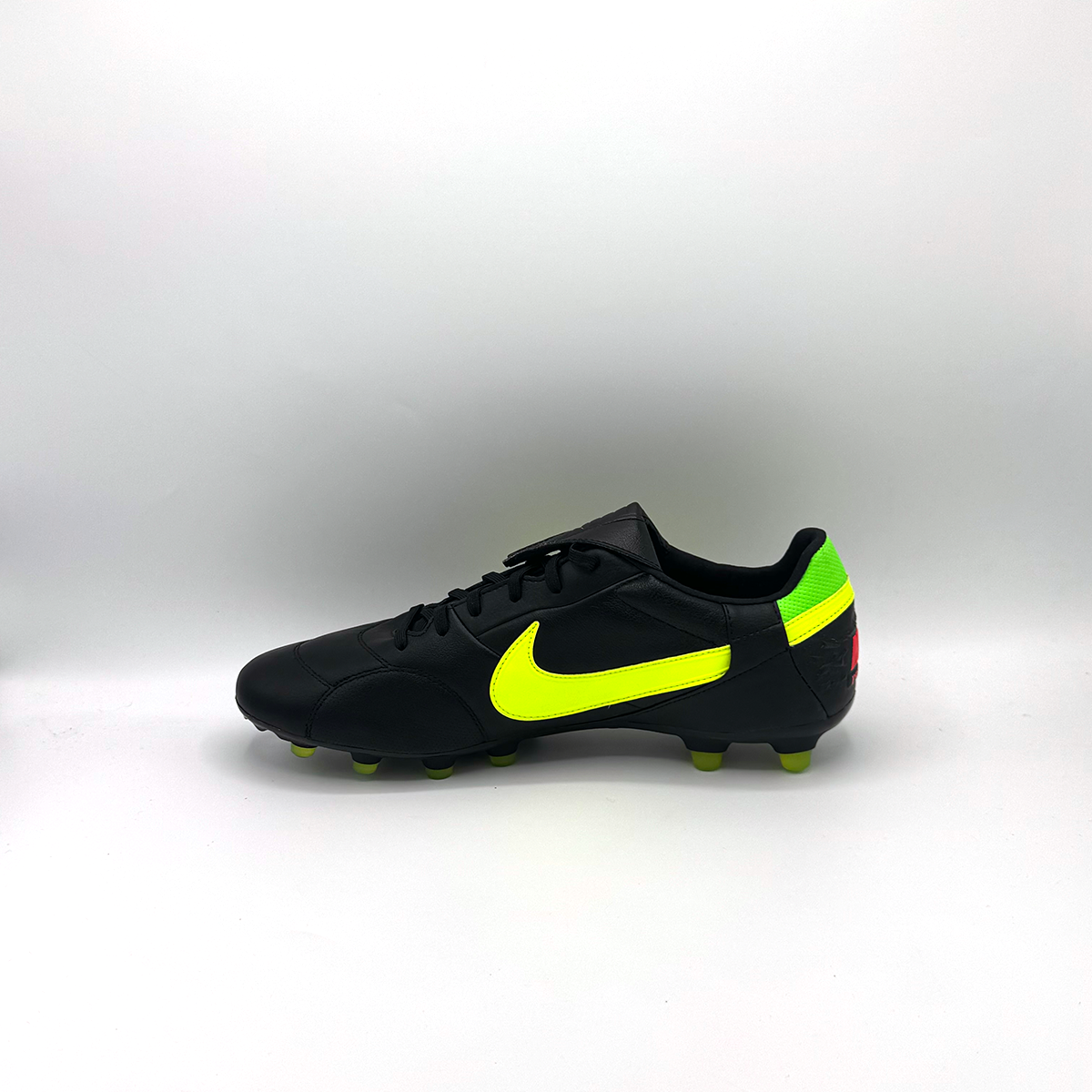 NIKE TIEMPO PREMIER III FG