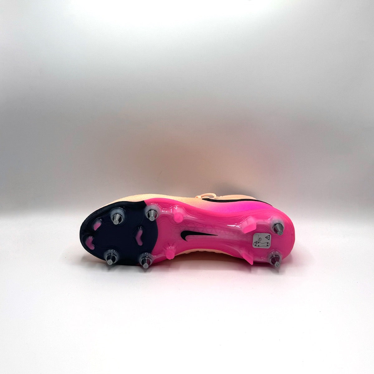 NIKE PHANTOM LUNA ELITE SG PRO