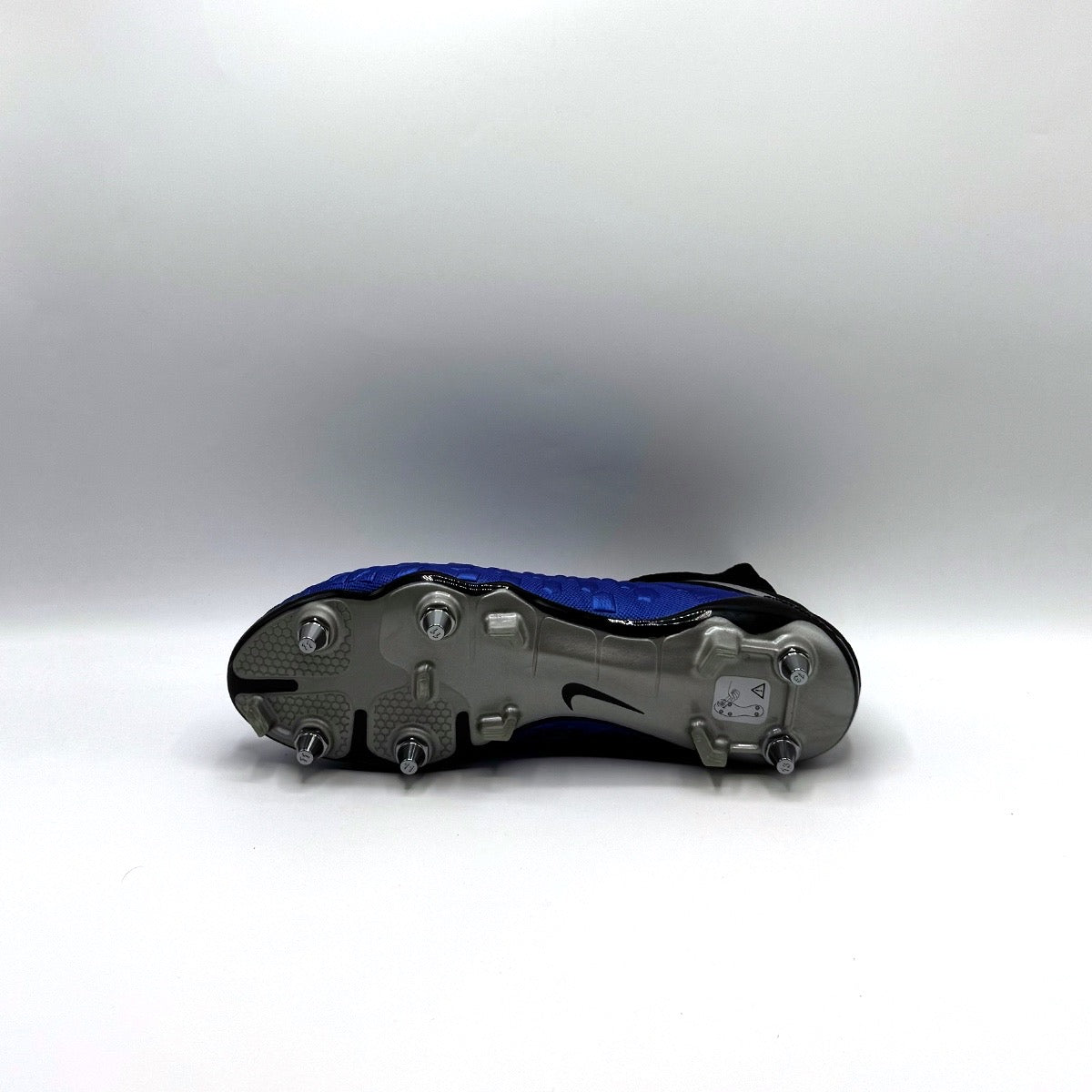 NIKE HYPERVENOM PHANTOM 3 HIGH ELITE SG PRO