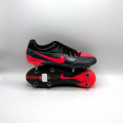 NIKE TOTAL 90 LASER 4 ELITE SG