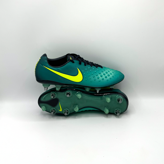 NIKE MAGISTA OPUS II ELITE SG PRO
