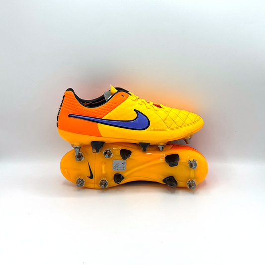 NIKE TIEMPO LEGEND V ELITE SG PRO