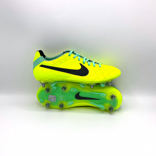 NIKE TIEMPO LEGEND IV ELITE SG PRO