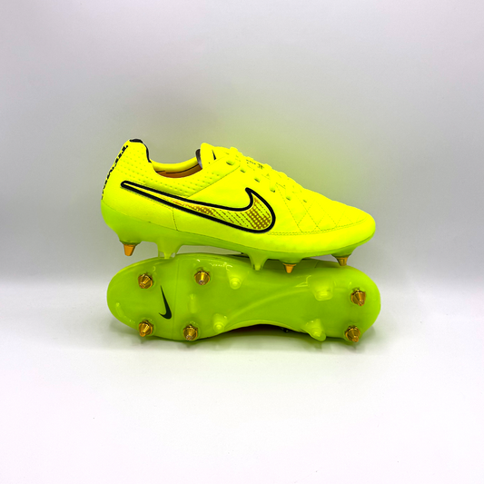NIKE TIEMPO LEGEND 5 WORLD CUP 2014 ELITE SG PRO