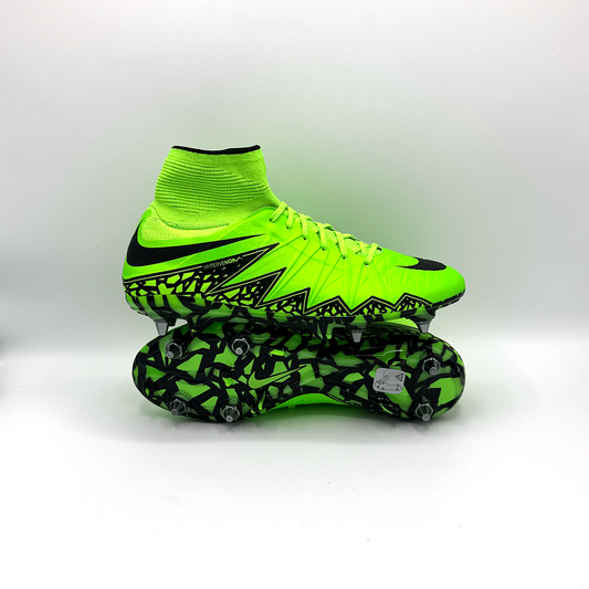 NIKE HYPERVENOM PHANTOM II ELITE SG PRO