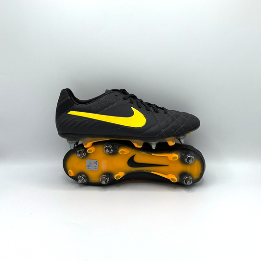 NIKE TIEMPO LEGEND IV ELITE SG PRO