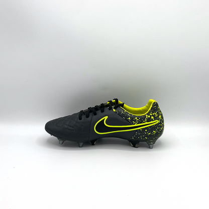 NIKE TIEMPO LEGEND V ELITE SG PRO