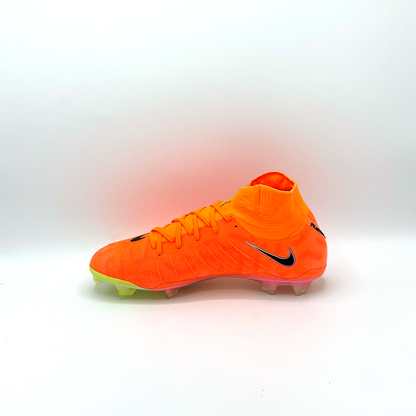 NIKE PHANTOM LUNA ELITE FG