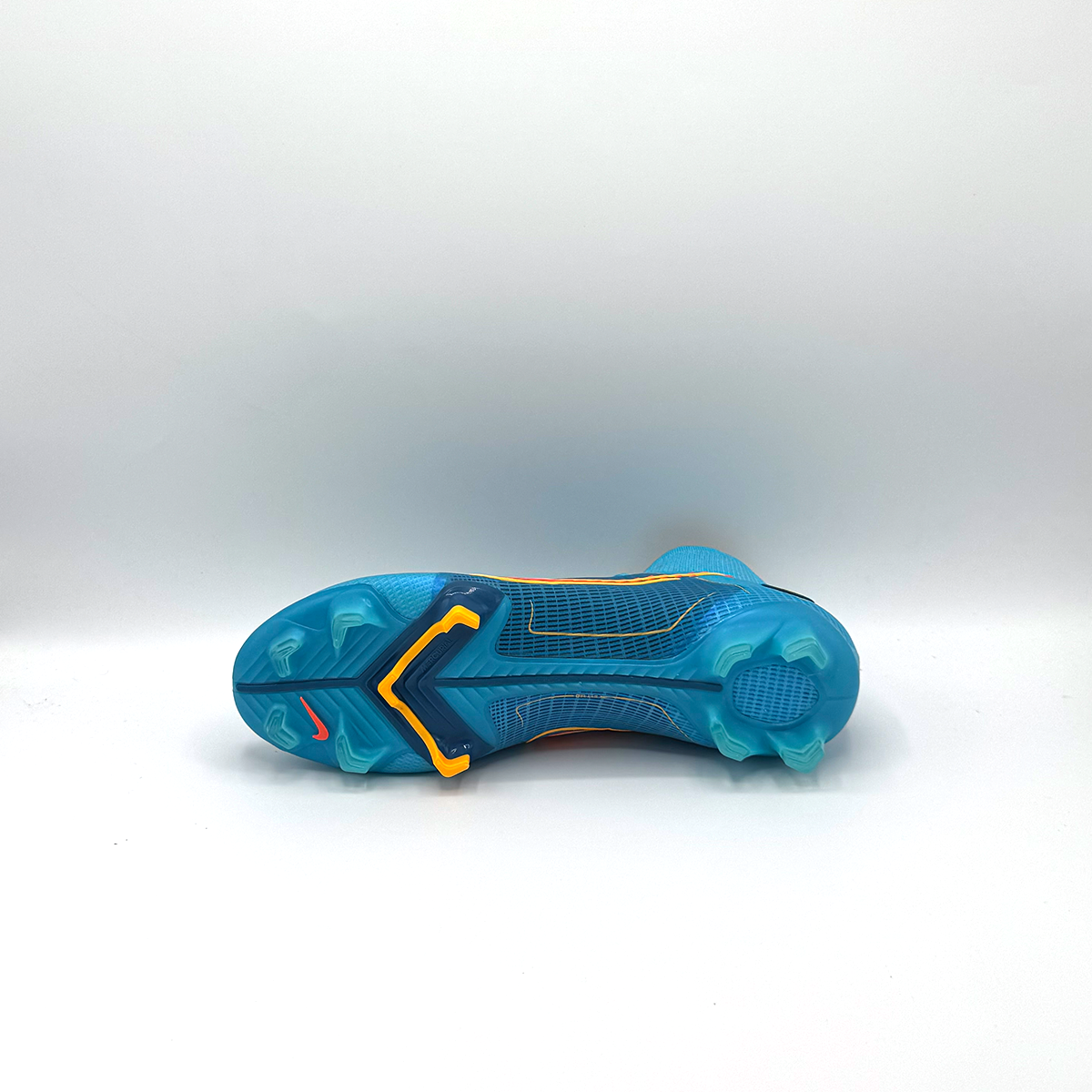 NIKE MERCURIAL SUPERFLY 8 ELITE FG