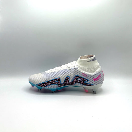 NIKE MERCURIAL SUPERFLY 9 ELITE SG PRO